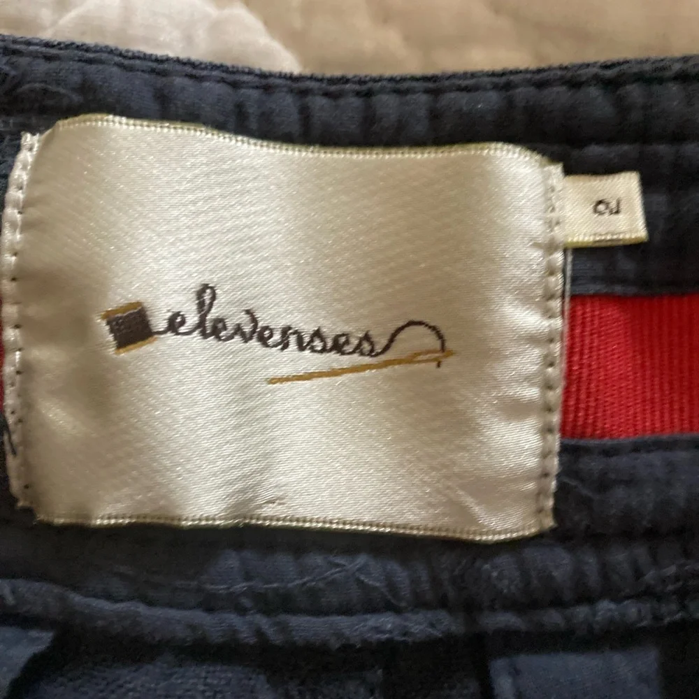 2/10.00 Elevenses Dark Blue Wide-Leg Jeans with Lace-Up Detail - Picture 4 of 8